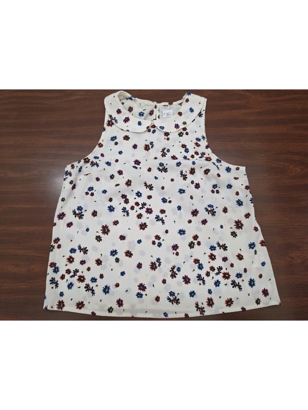 Womens Medium White Multi Floral Print Peter Pan Collar Sleevless Shirt Coquette